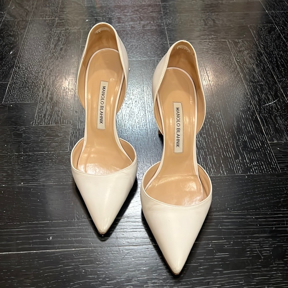 Manolo Blahnik White D'orsay Pumps